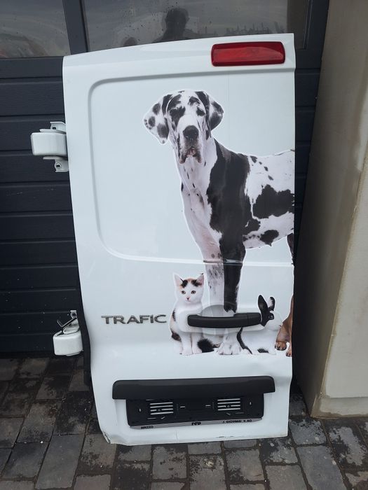 Drzwi tylne lewe Trafic III Vivaro B