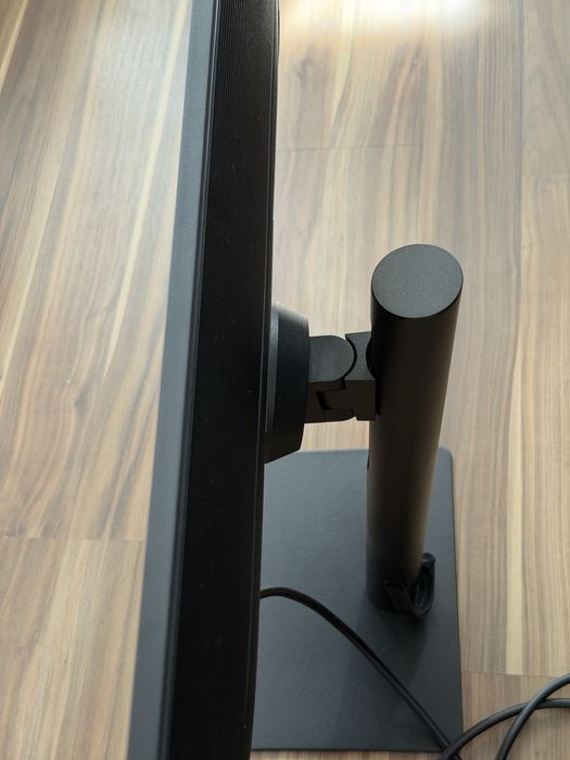 Samsung S27A600UUU 27'' QHD Monitor – Like New64584834091778122