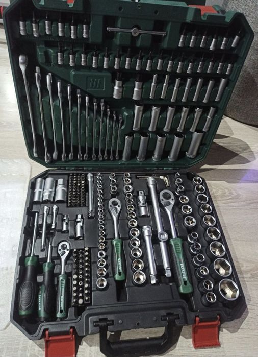 Набор торцевых ключей PARKSIDE  216