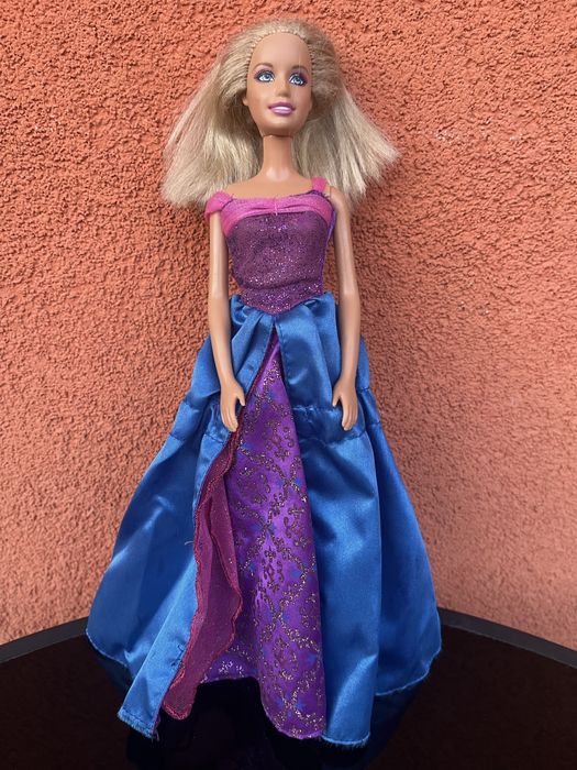 Lalka Barbie i mebelki