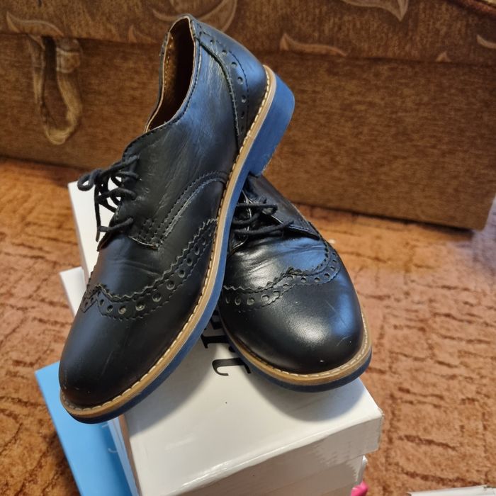 Дитячі шкіряні туфлі