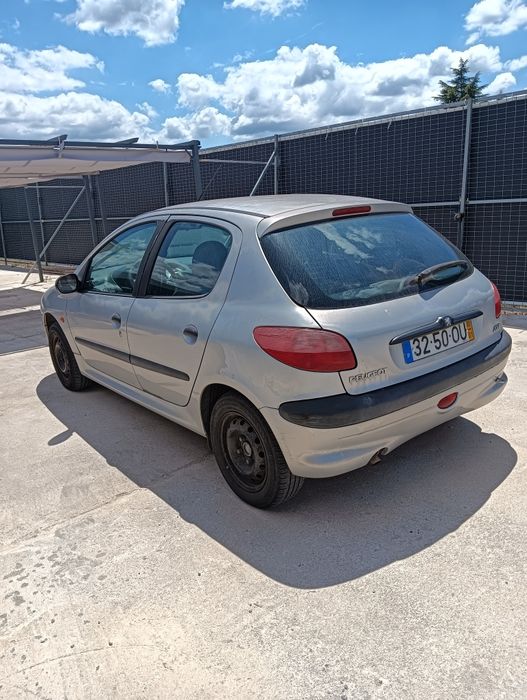Peugeot  206  1.1