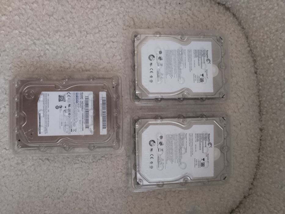 Samsung HDD 1tb Seagate HDD 2tb