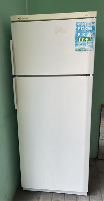 Середній холодильник (Італія) Bauknecht KVC 2456/2