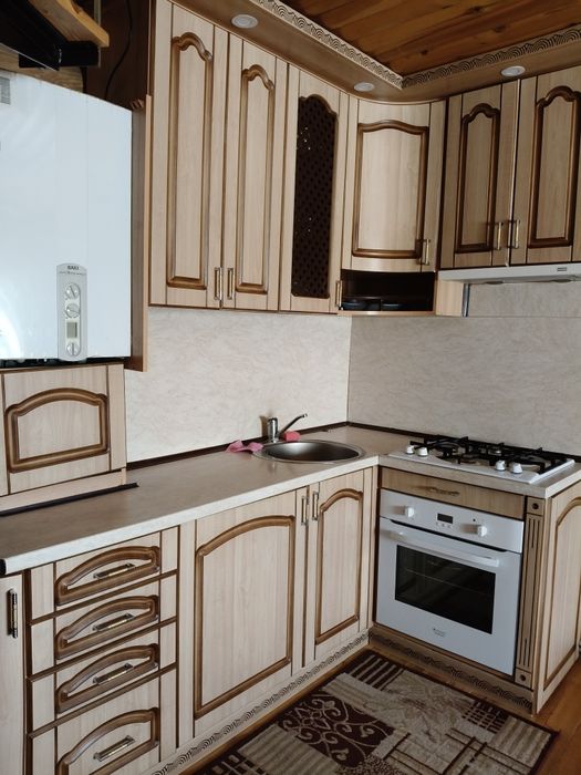 Продам будинок зі зручностями і сауною