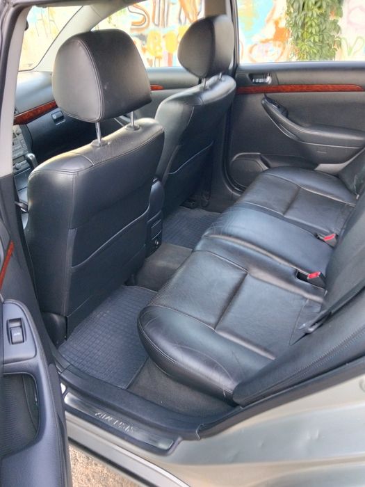 Авто універсал Avensis 2.0 D‑4D для ЗСУ