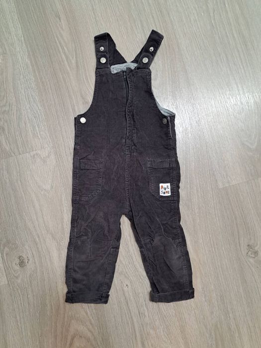 Продам комбинезон для мальчика