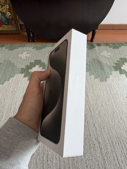 iPhone 15 Pro Max Titânio Natural - NOVO (0 Ciclos) - Garantia 2026