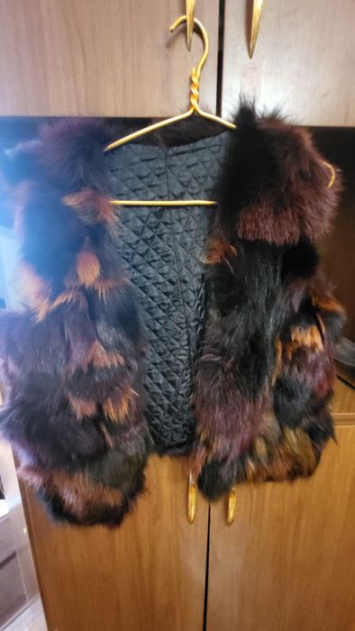 Продам пальто,куртку,жилетку