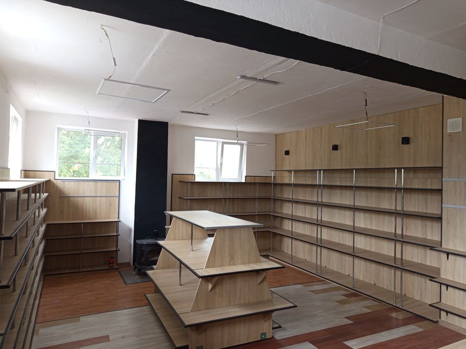ОРЕНДА -ПРОДАЖ КОМЕРЦІЙНОГО приміщення,центр,ринок, 50м2.