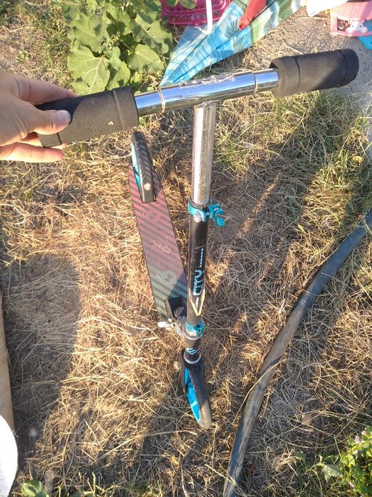 Продам дитячий самокат