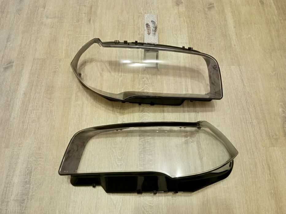 Скло фари BMW X3 E83 2004-2010