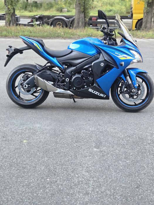 Мотоцикл SUZUKI  GSX-S1000F з Японії