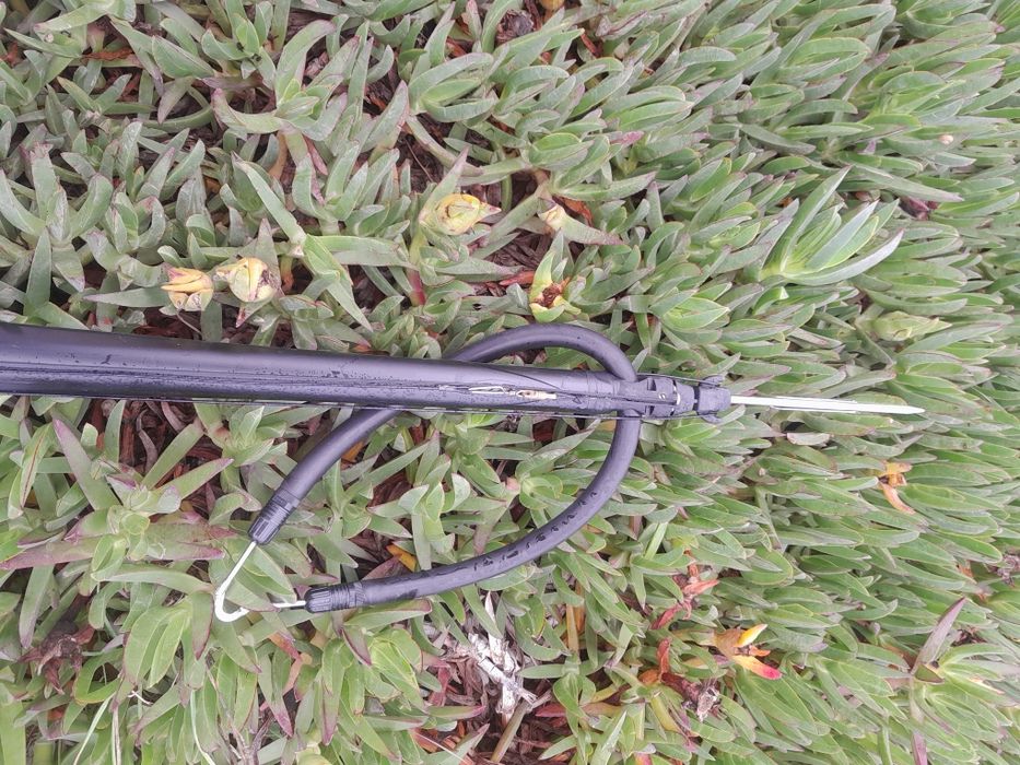 Arma de caça submarina beuchat 95