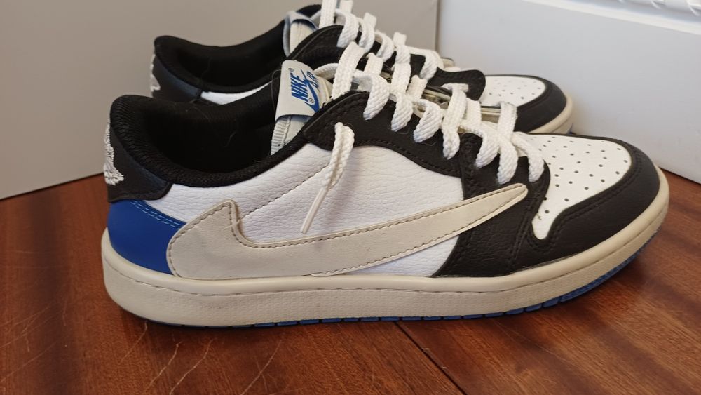 Nike Travis Scott r.42