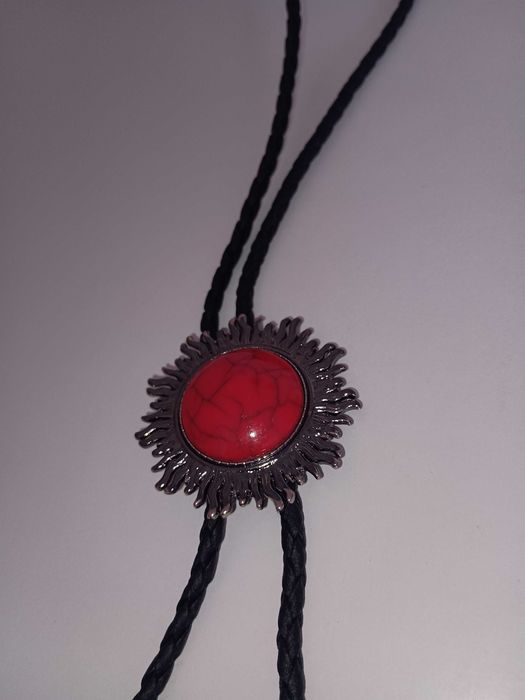 Krawat bolo kowbojski czerwony męski 50cm