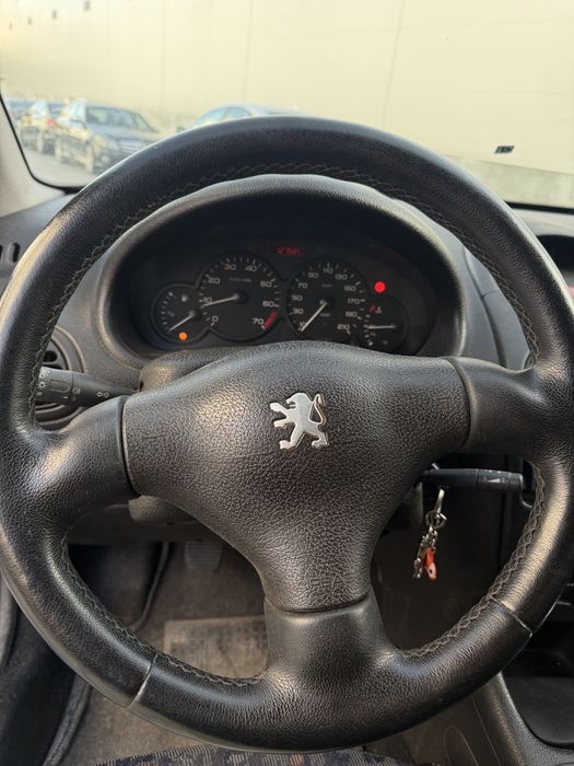 Peugeot 206 1.1cc - 127 000kms