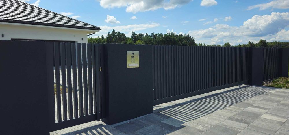 Ogrodzenie pionowe, grzebieniowe, pionowy panel - ALUMINIUM