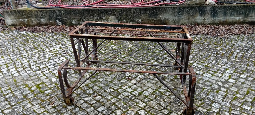 Mesa de ferro estrutura para exterior