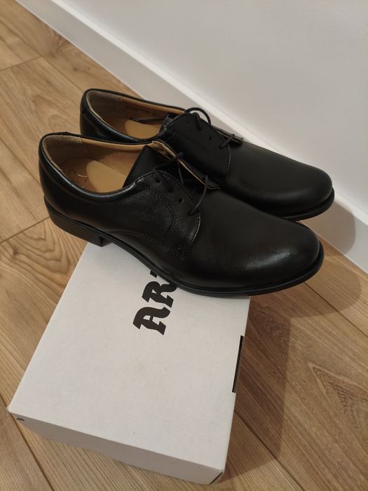 Półbuty wyjściowe 916B/MON