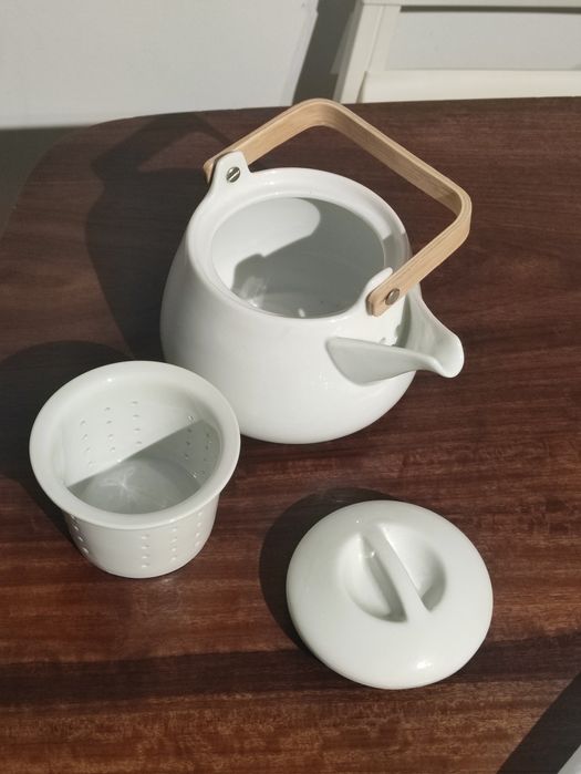 Bule cerâmica com acessórios