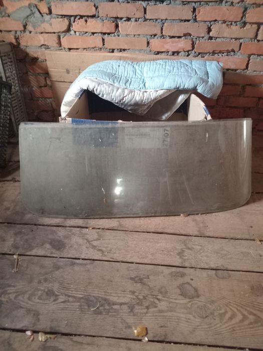 Лобове скло до авто