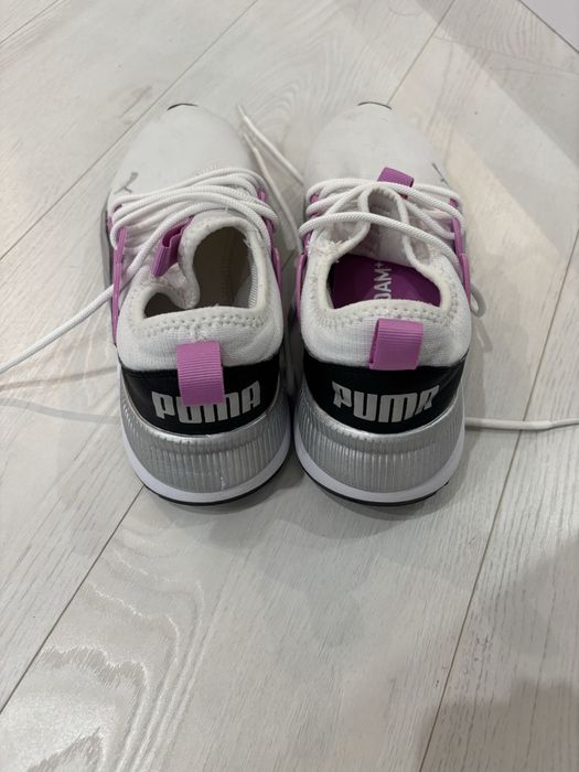 Продам кросівки Puma