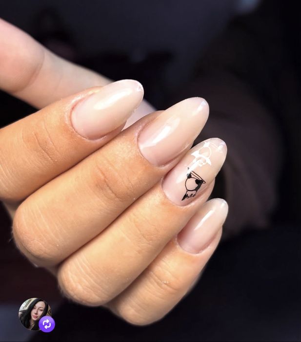 Манікюр, нарощення, укріплення