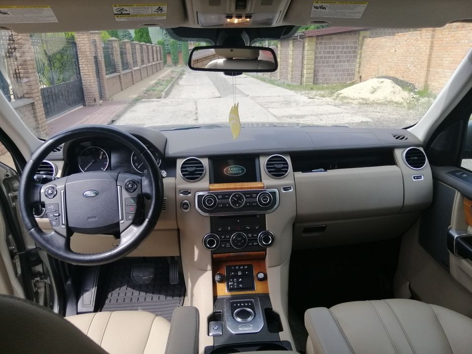 Продам land Rover discavery  4 HSE