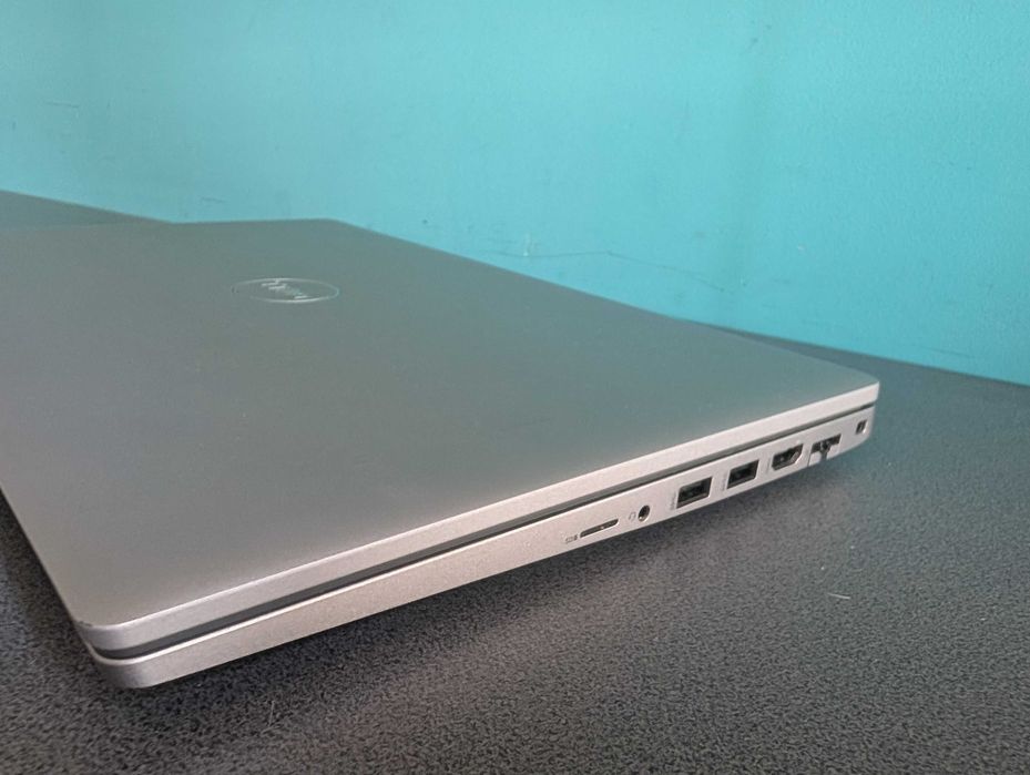 Laptop Dell Precision 3560 i7-11gen 16gb , 512gb, nvidia , win 11
