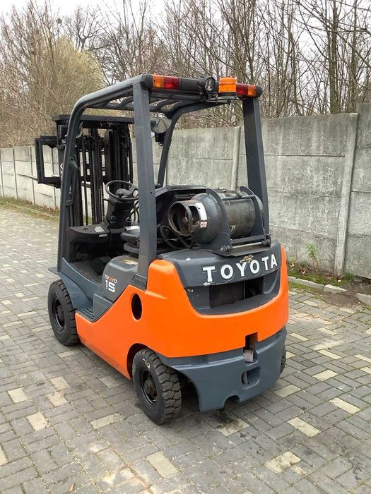 Toyota 8FGF15 2020 Triplex 4,3 m | Waga | 4100 mtg | LPG