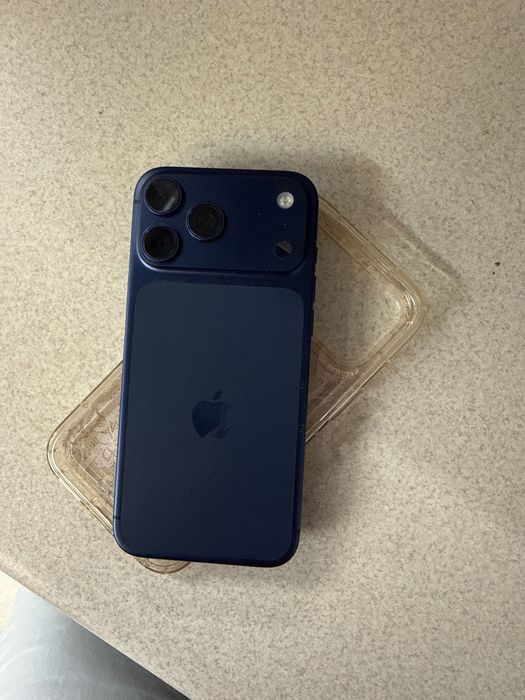 iPhone 17pro max 256gb