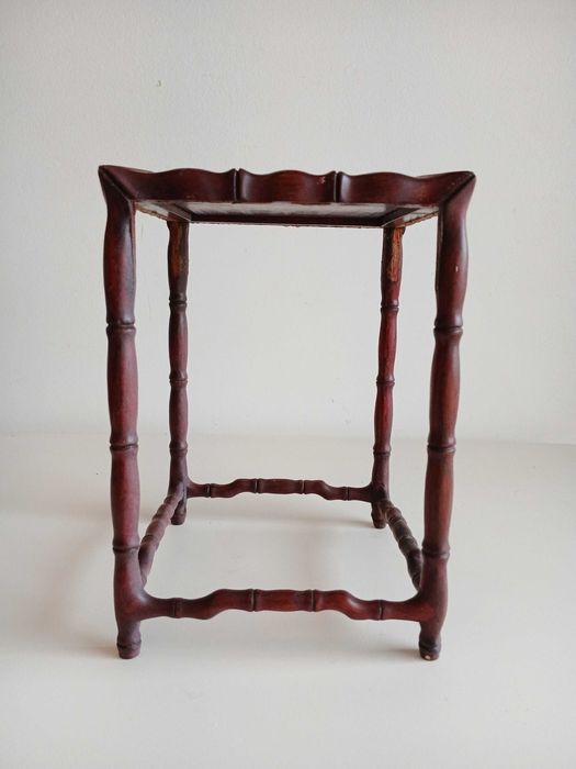 Pequeno pedestal chinês pau rosa