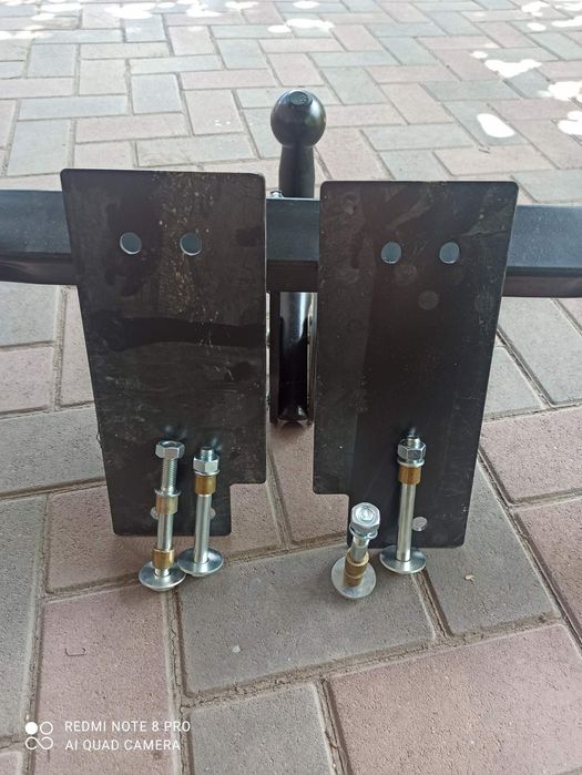 Продаю причепне до Мазди