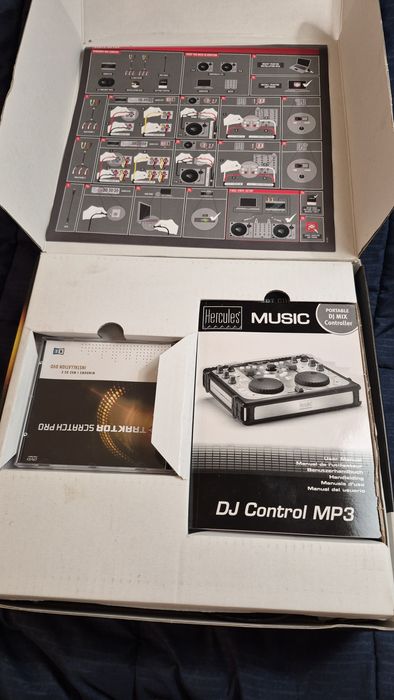 діджейська консоль Hercules DJ Control