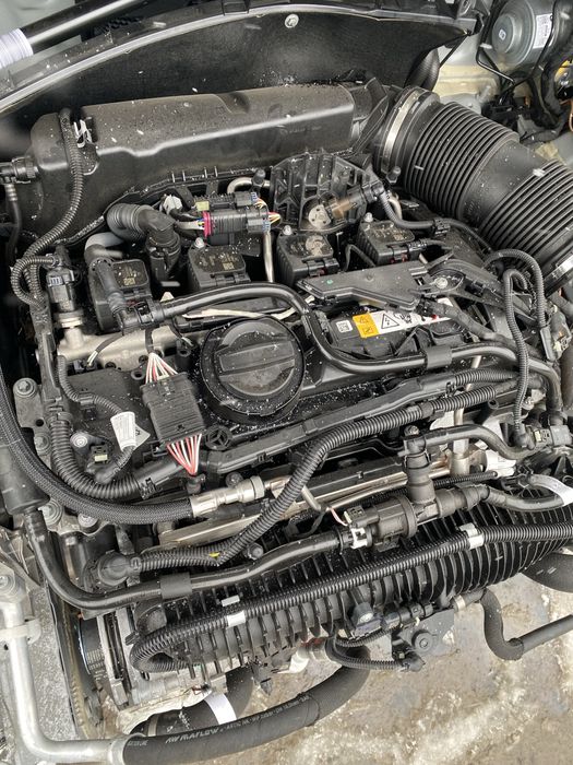 BMW X1 U11 двигун b48