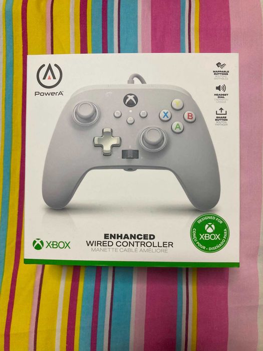 Comando PowerA Branco para Xbox One, Xbox Serie XS e PC