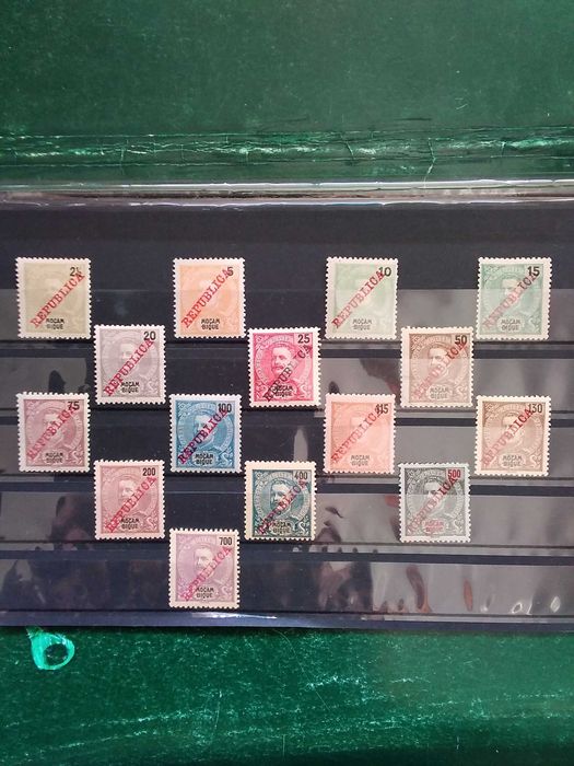 1911 Mozambique D° Carlos I With Republic Overprint MLH *