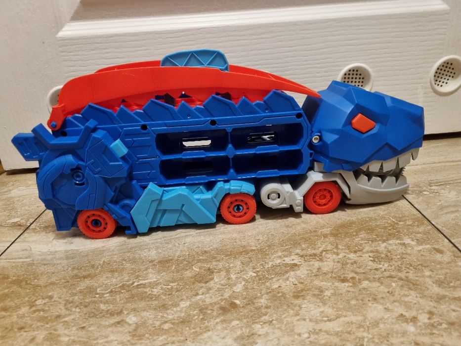 Ciężarówka Dinozaur Tor/Zjeżdżalnia