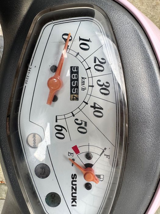 Скутер Suzuki Lets 4