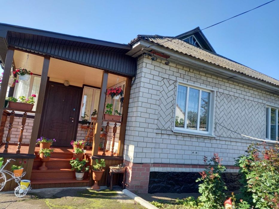 Продаю будинок у місті Бахмач