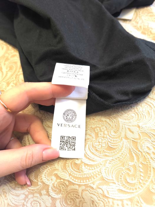 Оригінальна жіноча футболка Versace, розмір L