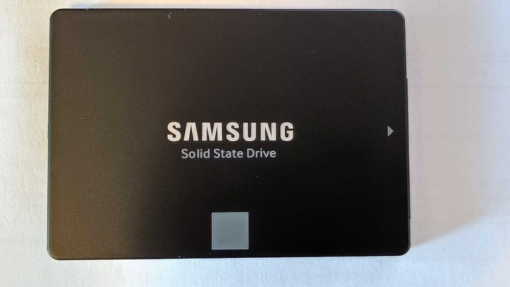 【新品未使用品】　Samsung 860 EVO 1TB SATA 2.5インチ Amazon | Samsung SSD 1TB 860 EVO V-NAND搭載 2.5インチ 内蔵型 5年