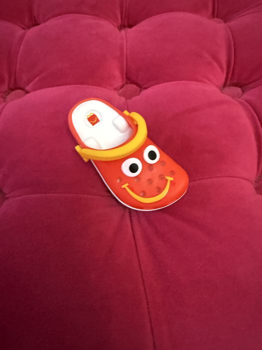 Crocs Macdonalds