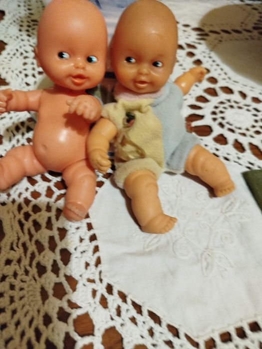 Duas bonecas barriguitas anos 80
