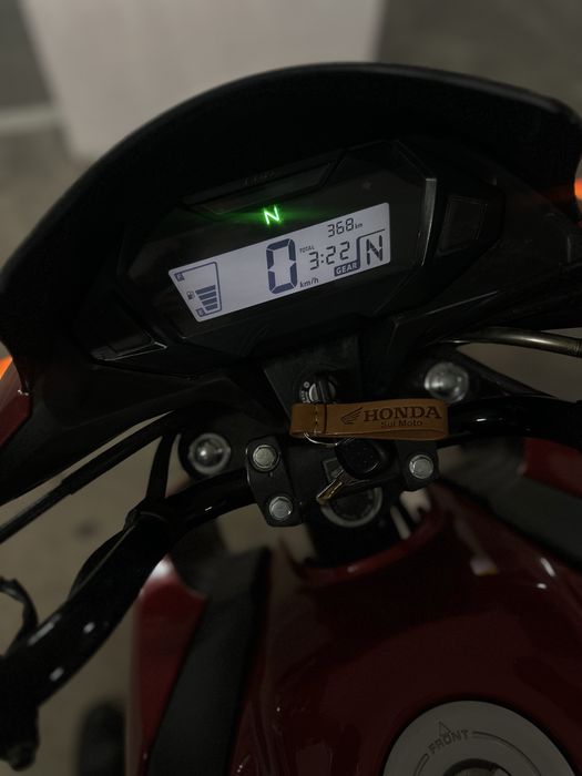 Moto Honda CB125F - Como Nova