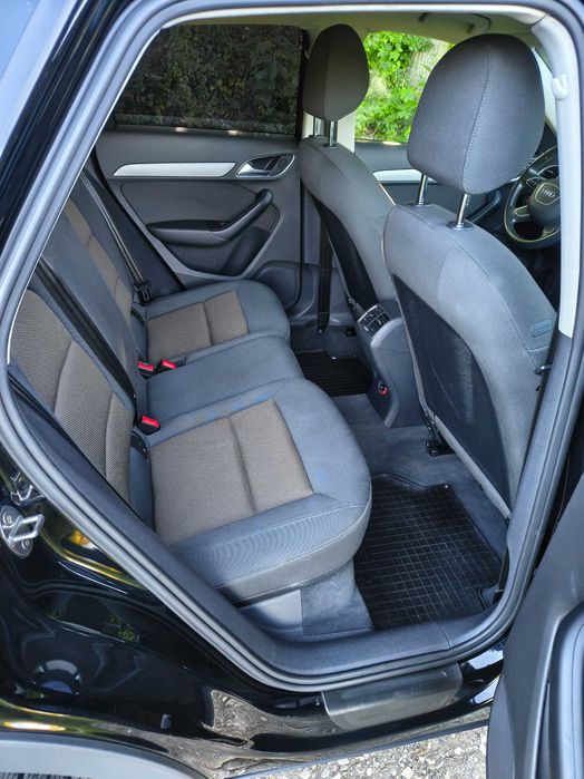 Sprzedam Audi Q3 2014