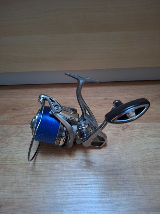 Kołowrotek karpiowy/ morski NGK 9000