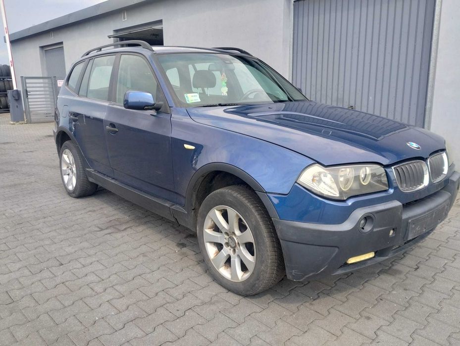błotnik przód przedni prawy lewy  BMW X3 E83  Mysticblau Metallic, części