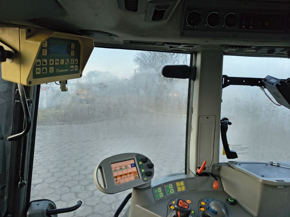 Fendt Vario 412.  8100 mh